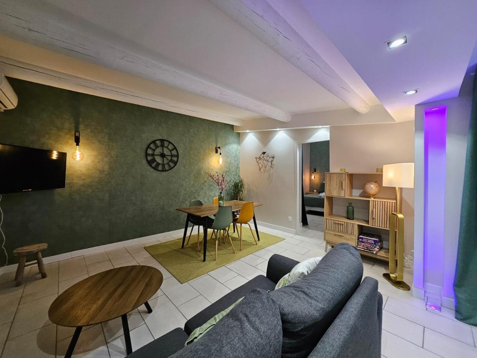 Agreable Logement Avec Terrasse Saint-Victoret Eksteriør bilde